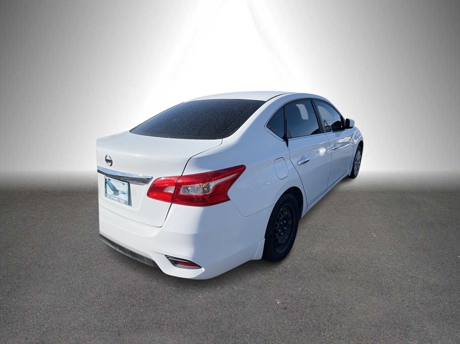 2016 Nissan Sentra S Sedan 4D - photo 8