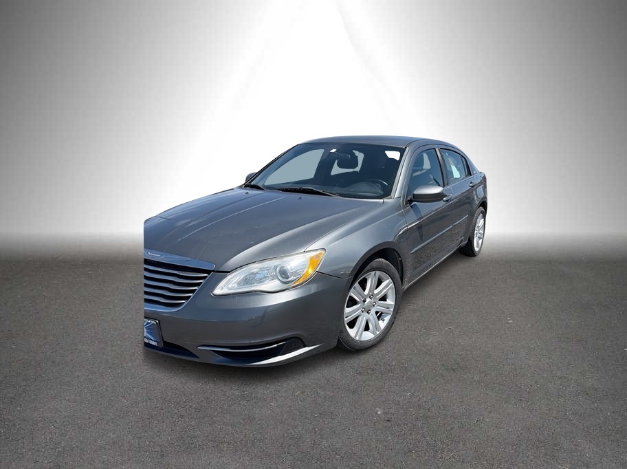 2013 Chrysler 200 Touring Sedan 4D - photo 4
