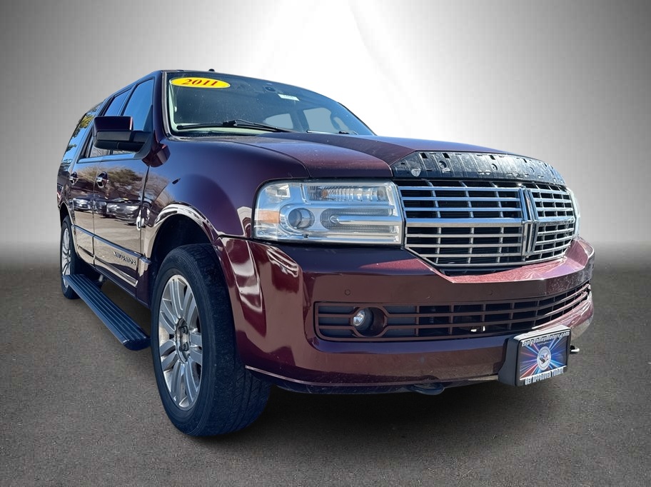 2011 Lincoln Navigator Base's photo