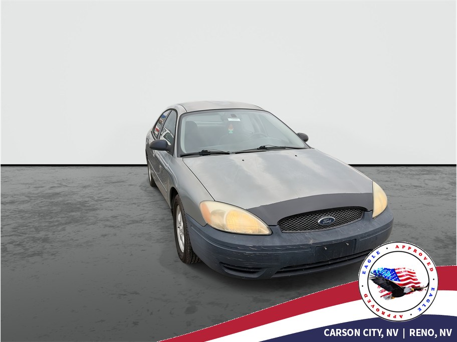 2006 Ford Taurus SE's photo