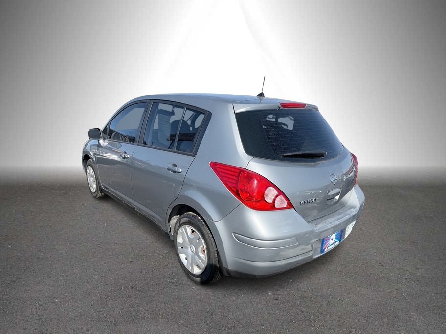 2010 Nissan Versa S - Photo 6