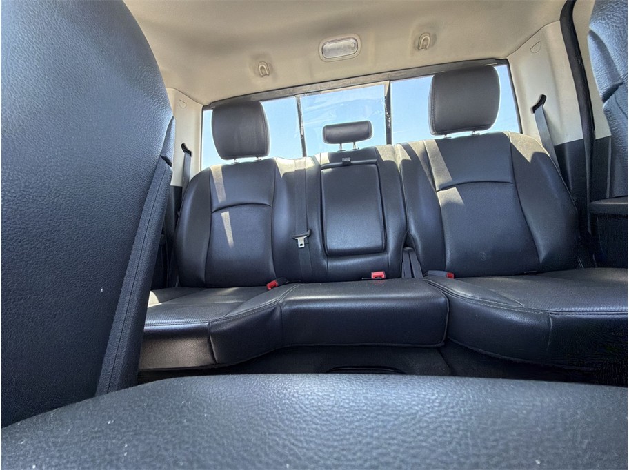 2012 Ram 1500 Crew Cab Laramie Pickup 4D 5 1/2 ft - photo 23