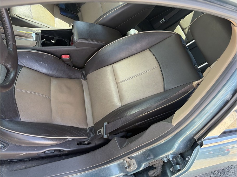 2009 Chevrolet Malibu LTZ Sedan 4D - photo 12