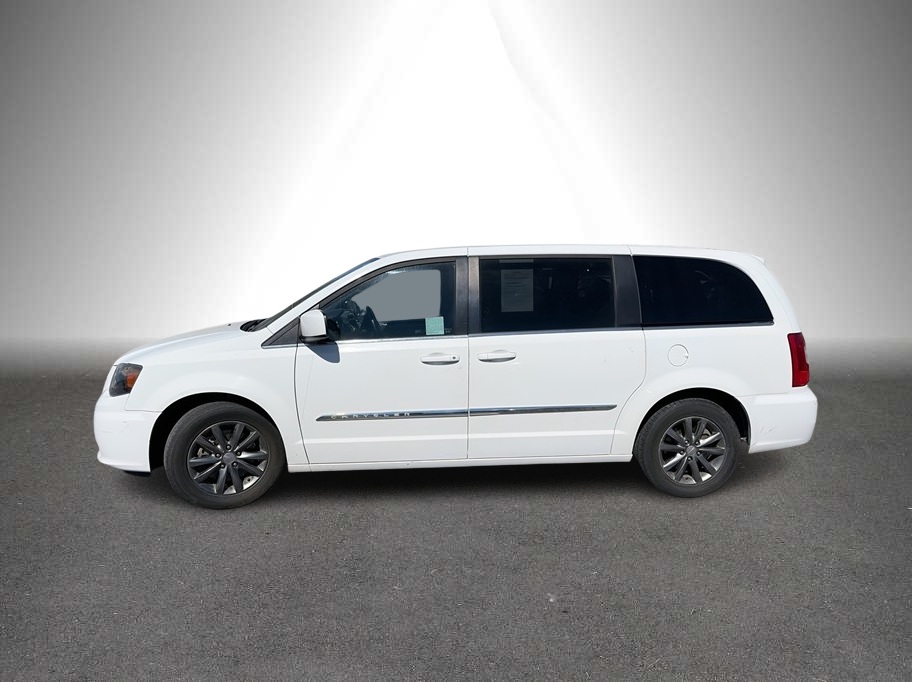 2015 Chrysler Town & Country photo 5