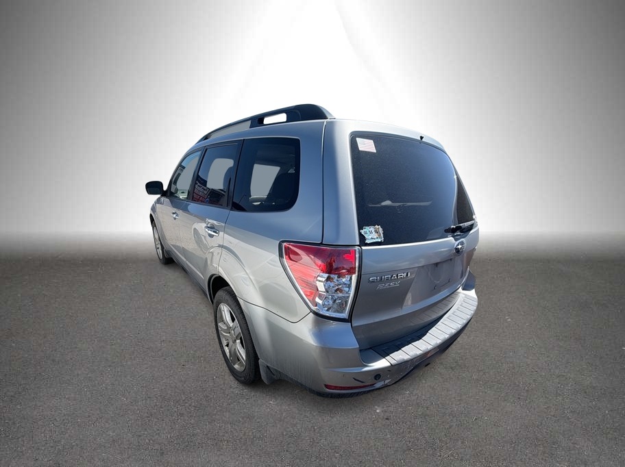 2009 Subaru Forester X Sport Utility 4D - photo 6