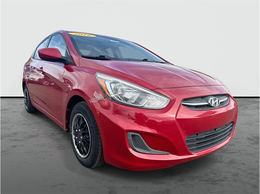 2016 Hyundai Accent SE's photo