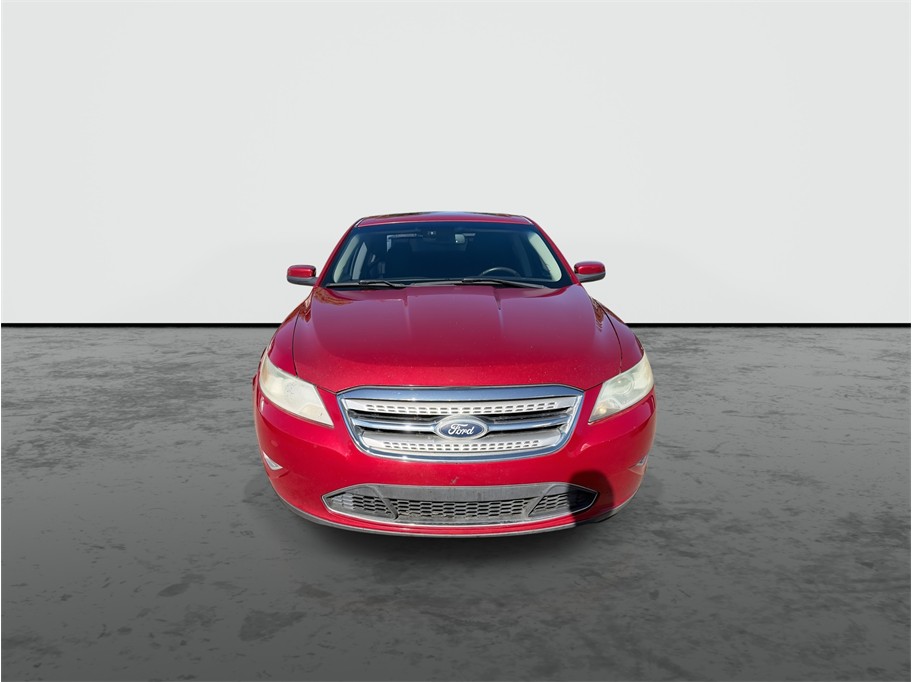 2010 Ford Taurus photo 3