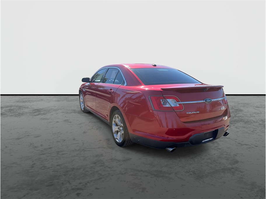 2010 Ford Taurus photo 6