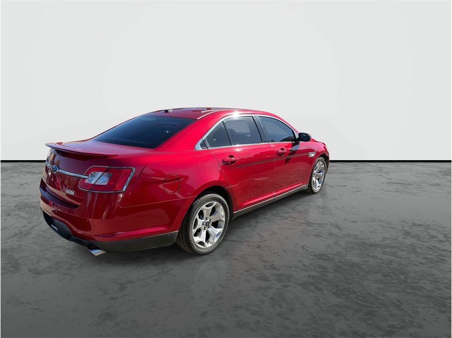 2010 Ford Taurus photo 8