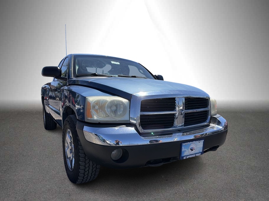 No Color 2005 Dodge Dakota Pickup Truck Four-Wheel Drive Automatic