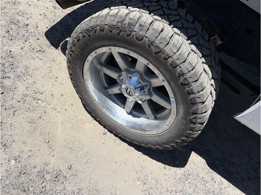 2003 Chevrolet Silverado 1500 HD Crew Cab photo 10