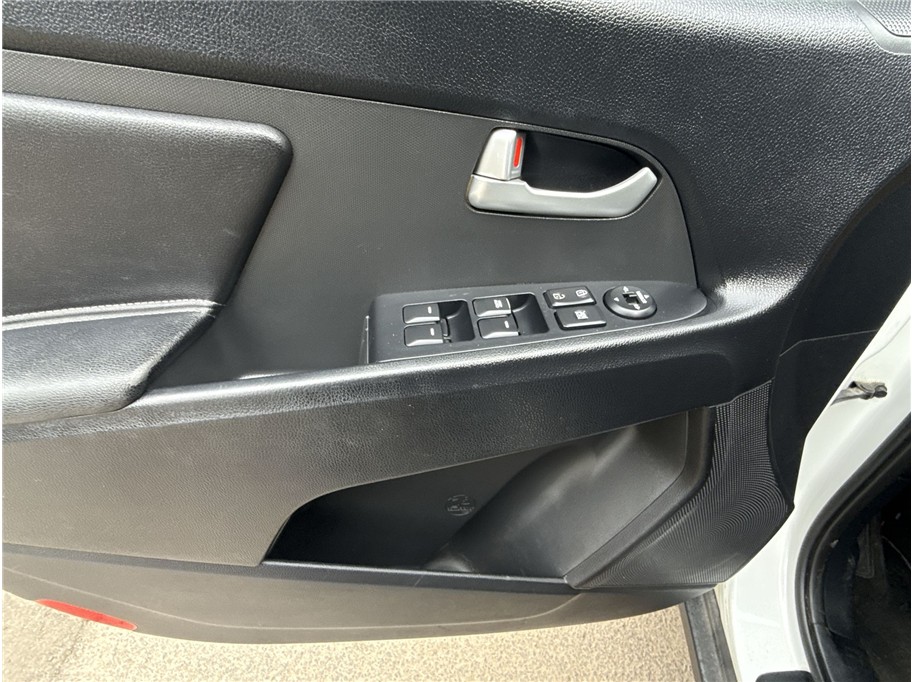 2012 Kia Sportage EX - Photo 13