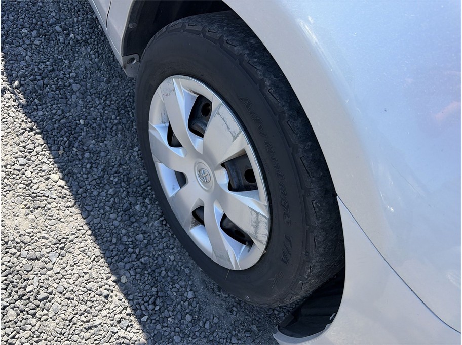2009 Toyota Camry XLE - Photo 10