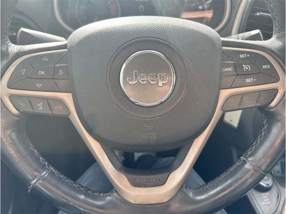 2016 Jeep Cherokee Latitude Sport Utility 4D - photo 11