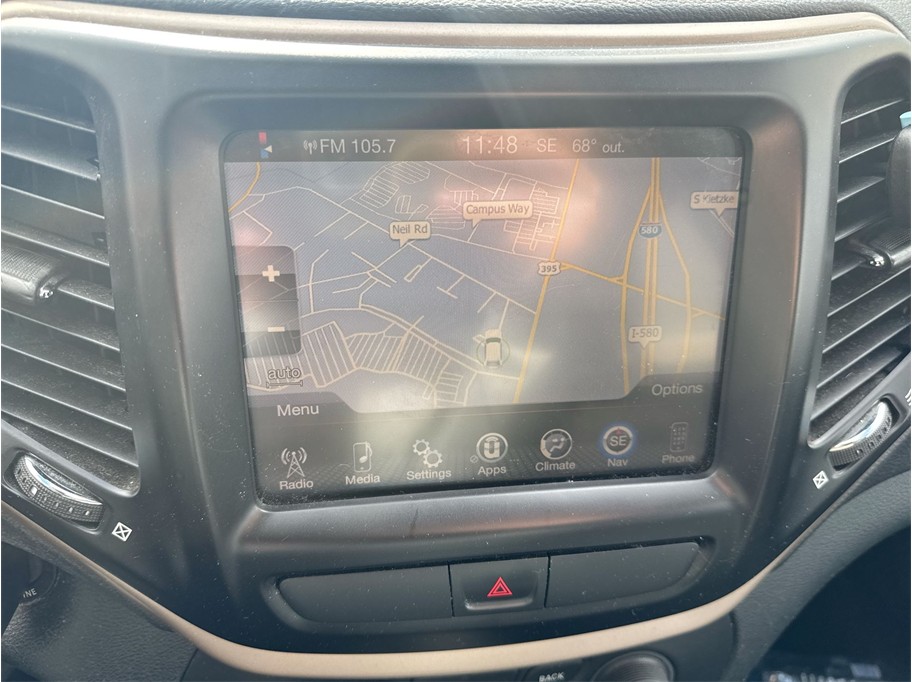 2016 Jeep Cherokee Latitude Sport Utility 4D - photo 17