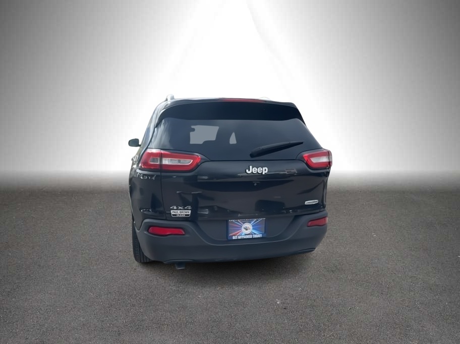 2016 Jeep Cherokee Latitude Sport Utility 4D - photo 8