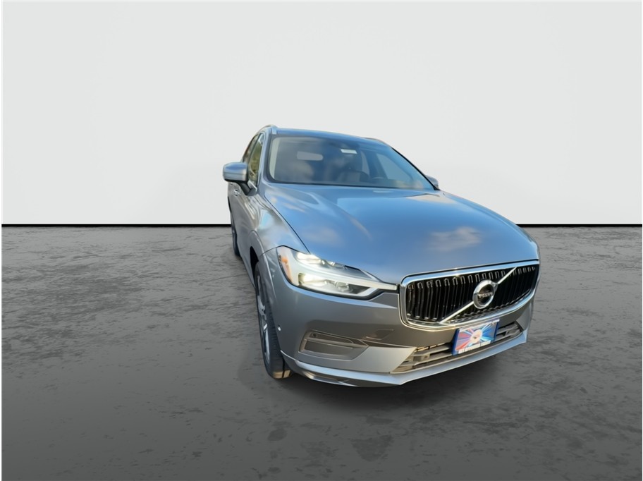 2018 Volvo XC60 T5 Momentum photo 2