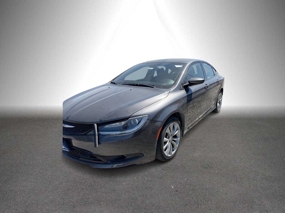 2015 Chrysler 200 photo 4
