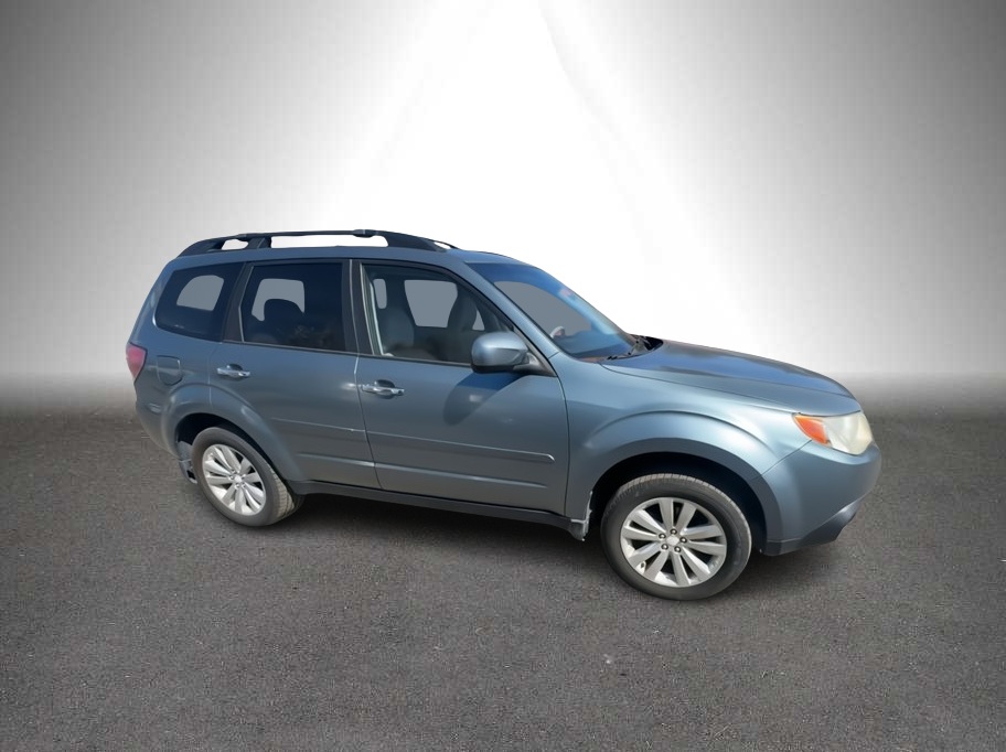 2011 Subaru Forester 2.5X Premium Sport Utility 4D - photo 3