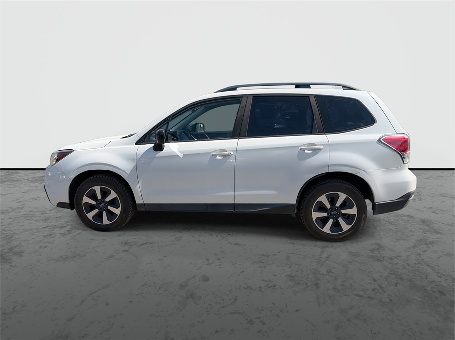 2017 Subaru Forester photo 5