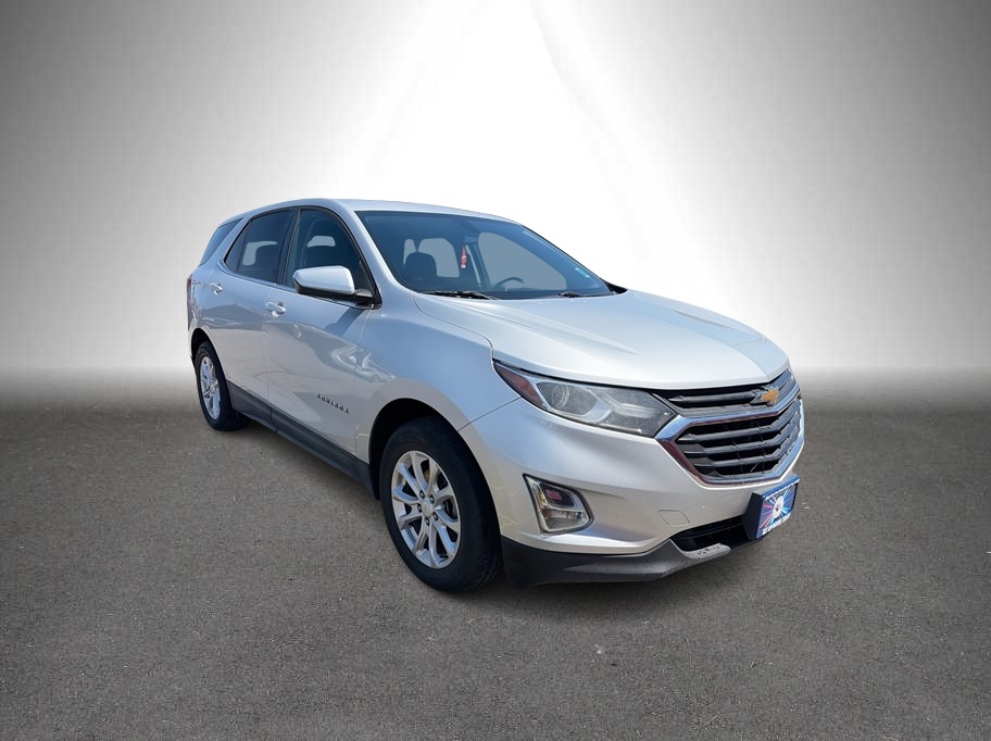 2018 Chevrolet Equinox photo 2