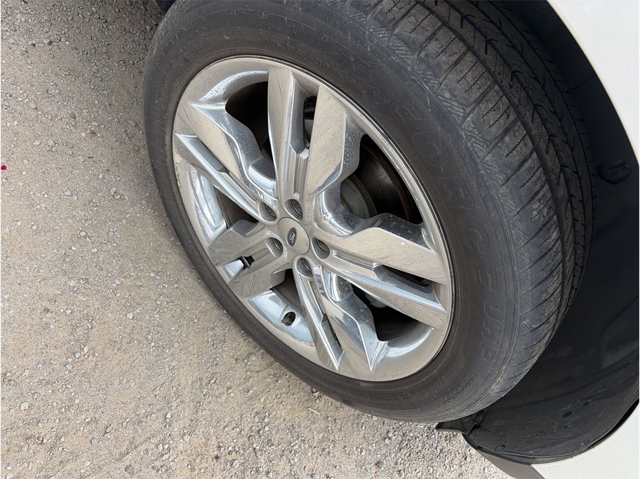 2013 Ford Edge photo 10