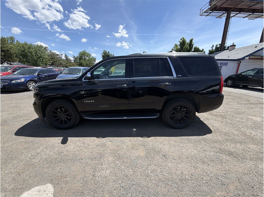 2016 Chevrolet Tahoe LTZ Sport Utility 4D - photo 5