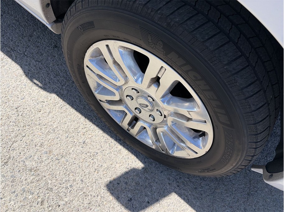 2013 Ford Expedition Limited Sport Utility 4D - photo 10