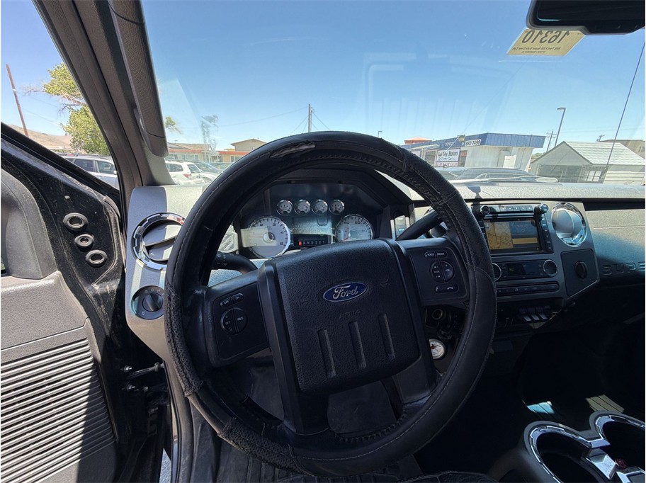 2009 Ford F350 Super Duty Crew Cab Lariat Pickup 4D 8 ft - photo 11