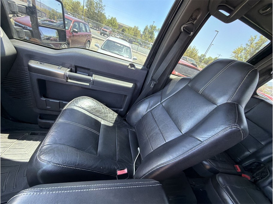 2009 Ford F350 Super Duty Crew Cab Lariat Pickup 4D 8 ft - photo 26