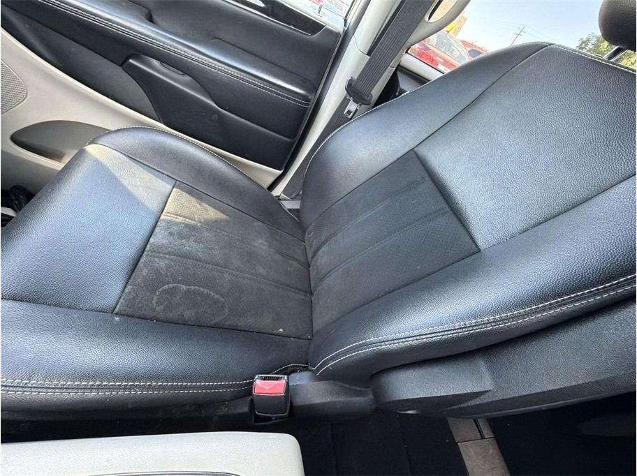 2019 Dodge Grand Caravan Passenger SXT Minivan 4D - photo 21