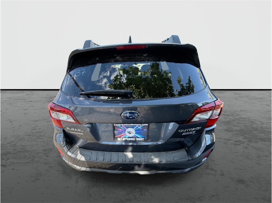 2016 Subaru Outback photo 7