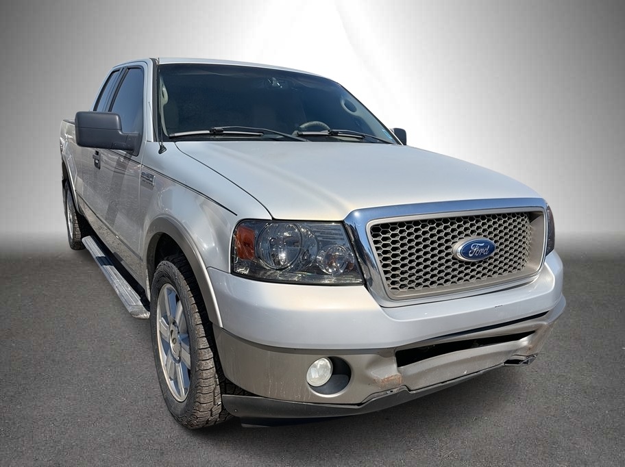 2006 Ford F-150 XL SuperCab 145-in Styleside's photo