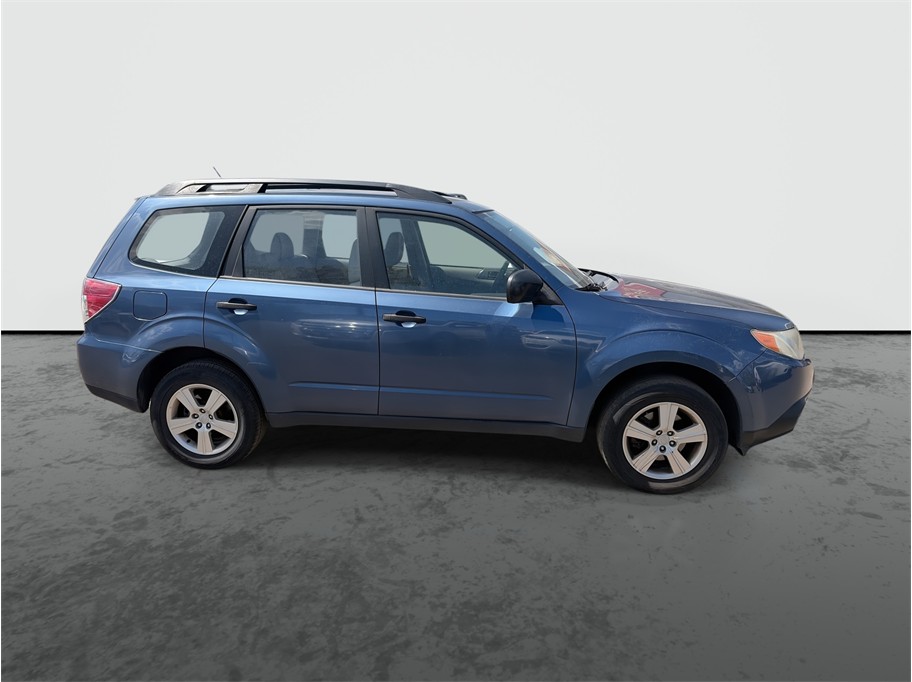 2013 Subaru Forester photo 9