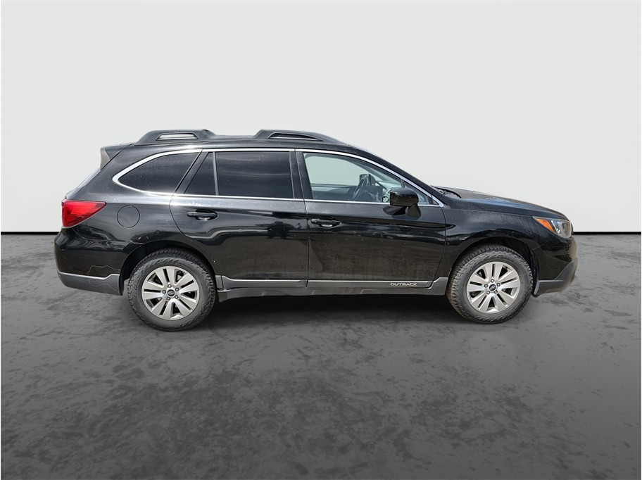 2015 Subaru Outback photo 9