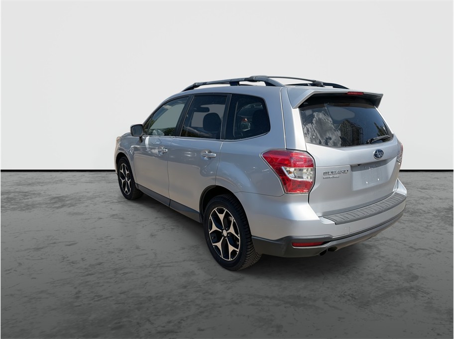 2015 Subaru Forester photo 6