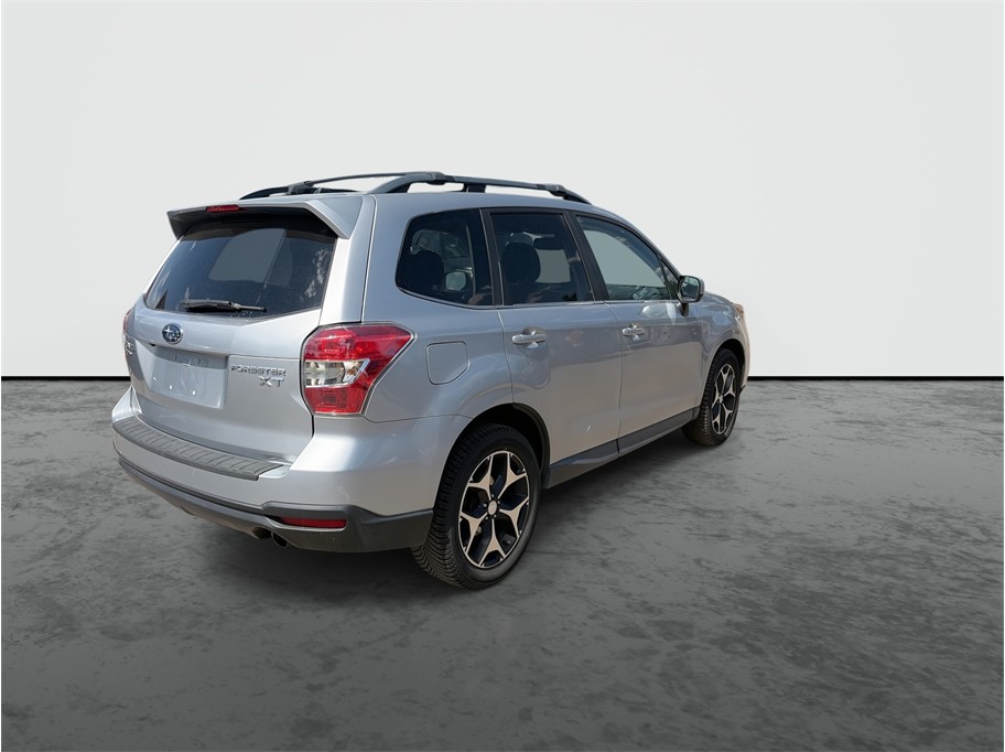 2015 Subaru Forester photo 8