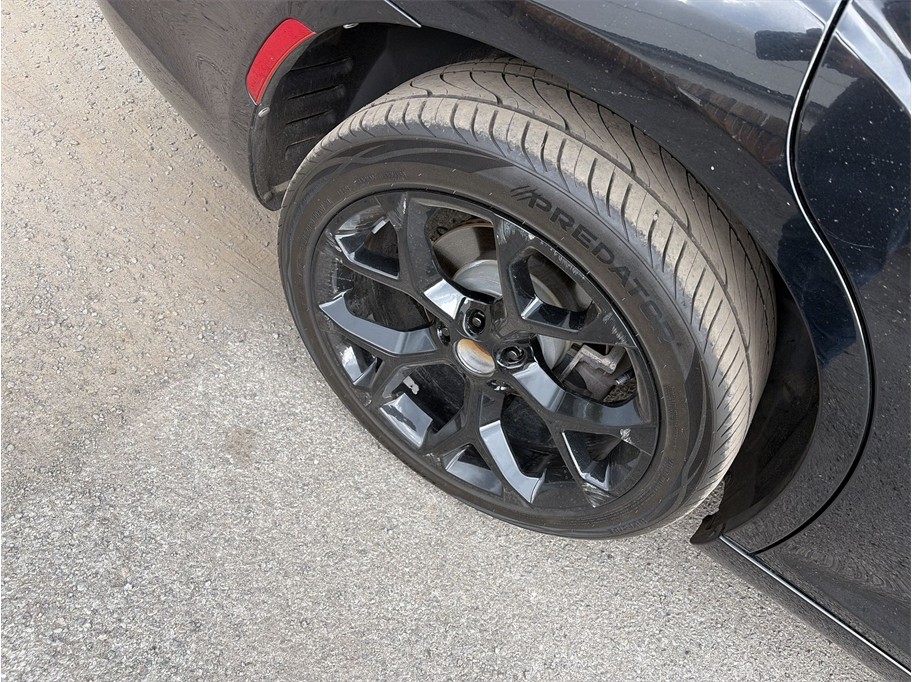 2018 Chrysler 300 photo 10