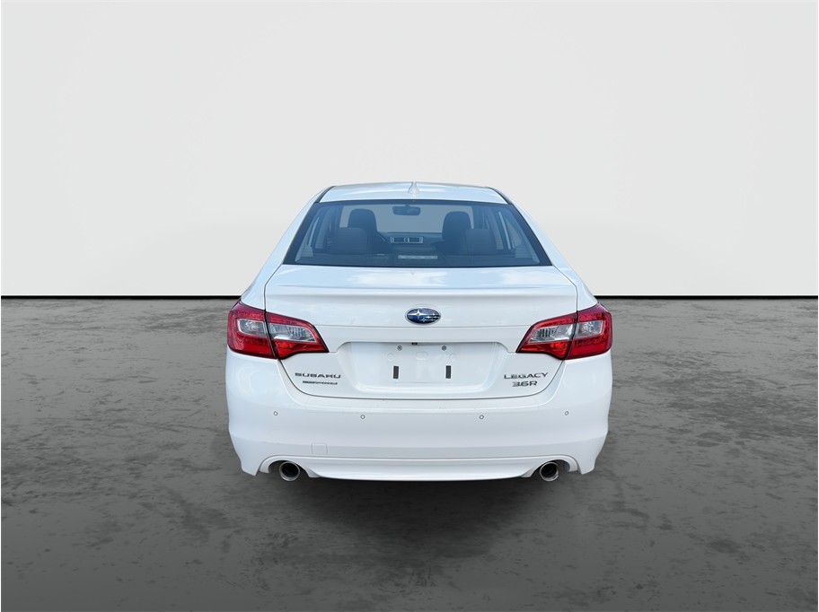 2017 Subaru Legacy photo 7