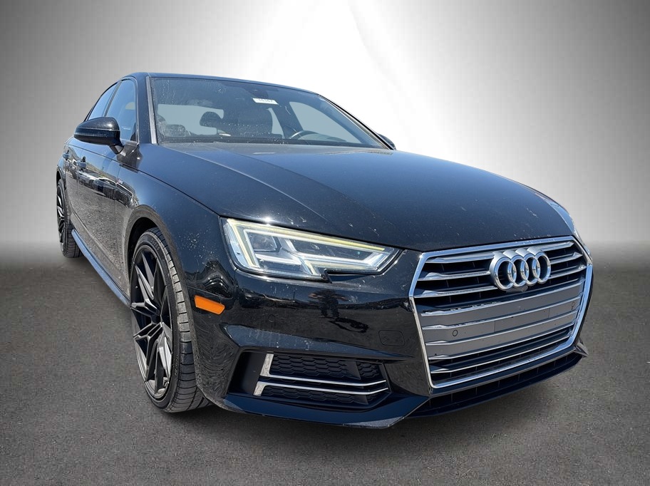 2017 Audi A4 2.0T quattro S tronic Prestige's photo