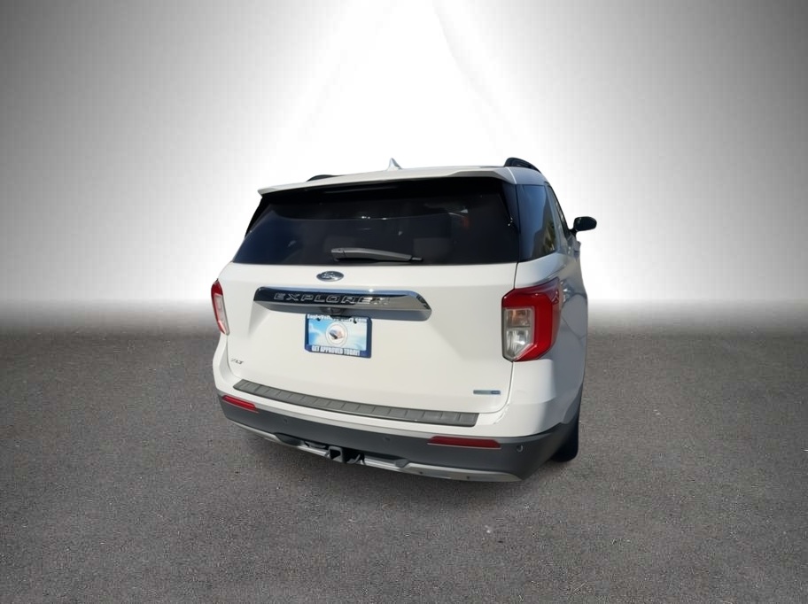 2020 Ford Explorer photo 7