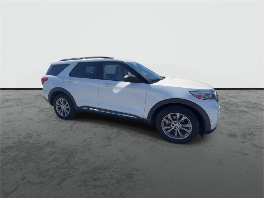 2020 Ford Explorer photo 9