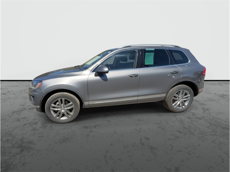2016 Volkswagen Touareg photo 4