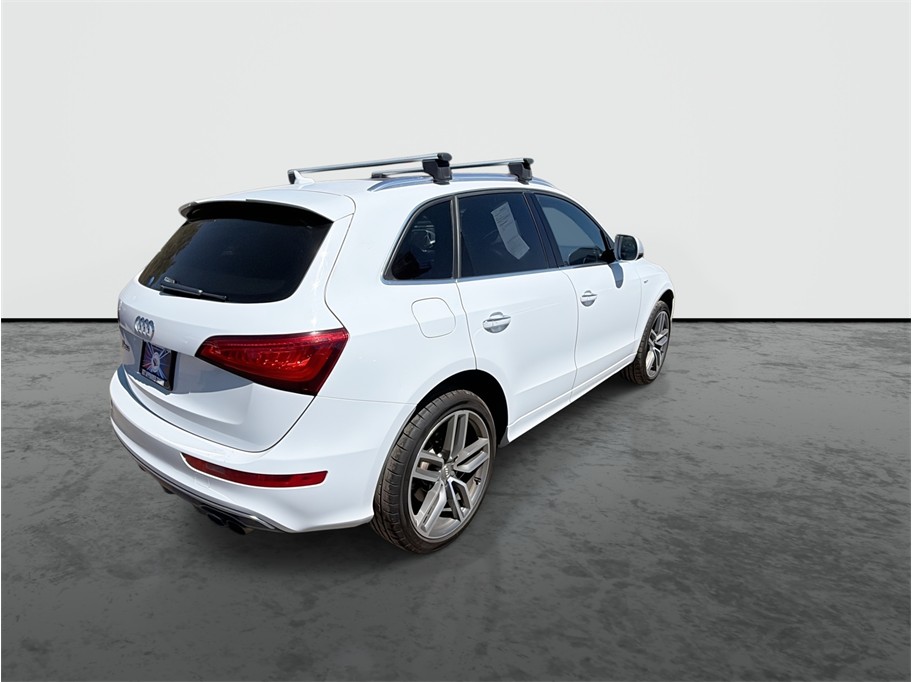 2016 Audi SQ5 photo 8