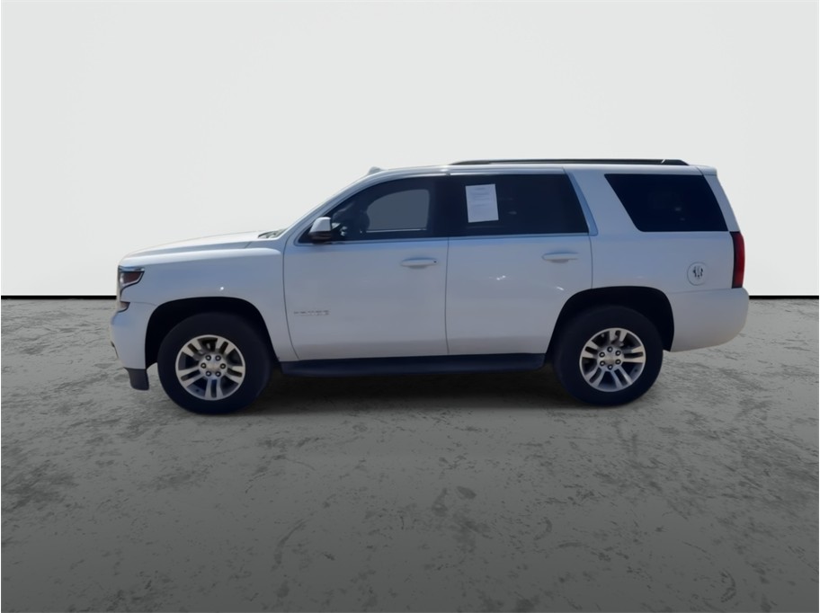 2017 Chevrolet Tahoe photo 5