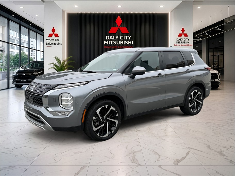 Gray 2024 Mitsubishi Outlander SUV / Crossover All-Wheel Drive Continuously Variable Transmission