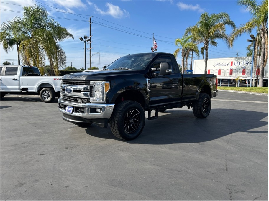 Black 2017 Ford F-350 Super Duty XLT LB 4WD Pickup Truck Four-Wheel Drive 6-Speed Automatic