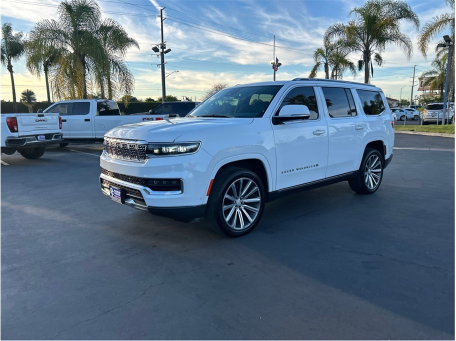 White 2022 Jeep Grand Wagoneer Series II 4WD SUV / Crossover Four-Wheel Drive 8-Speed Automatic