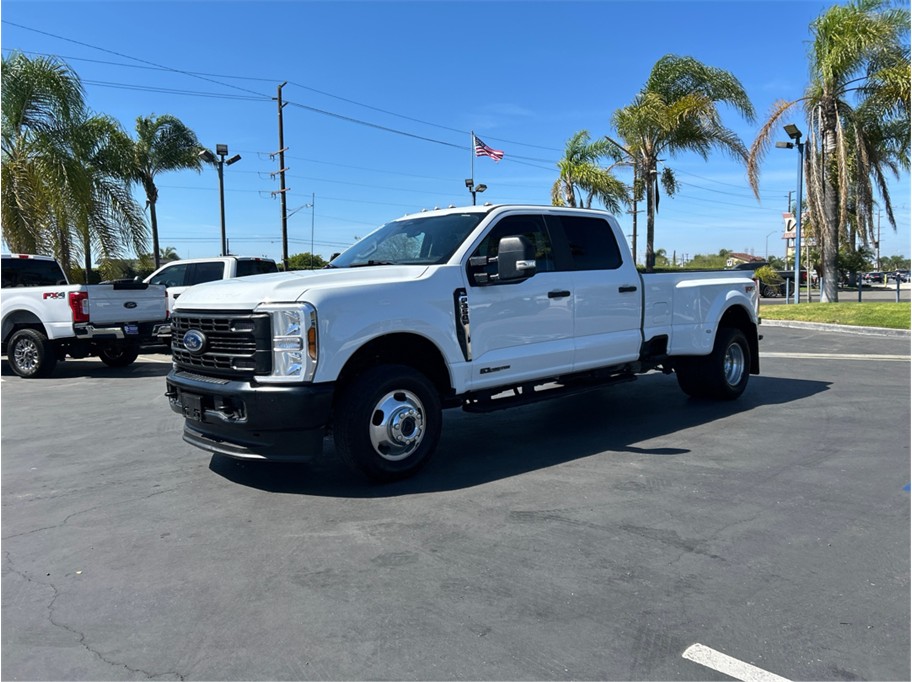 2024 Ford F-350 Super Duty XL Crew Cab LB DRW 4WD