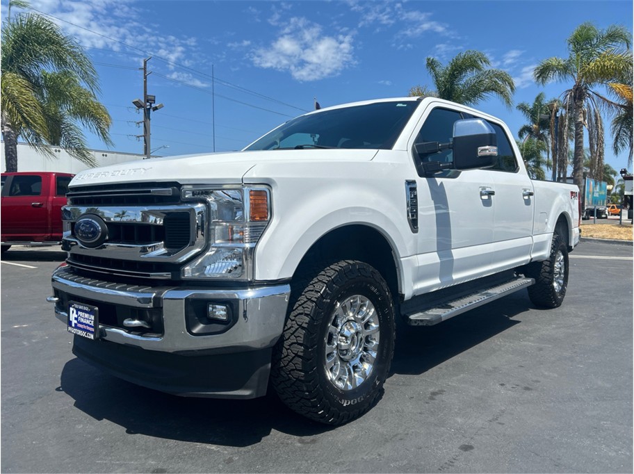 White 2020 Ford F-250 Super Duty Pickup Truck Four-Wheel Drive Automatic